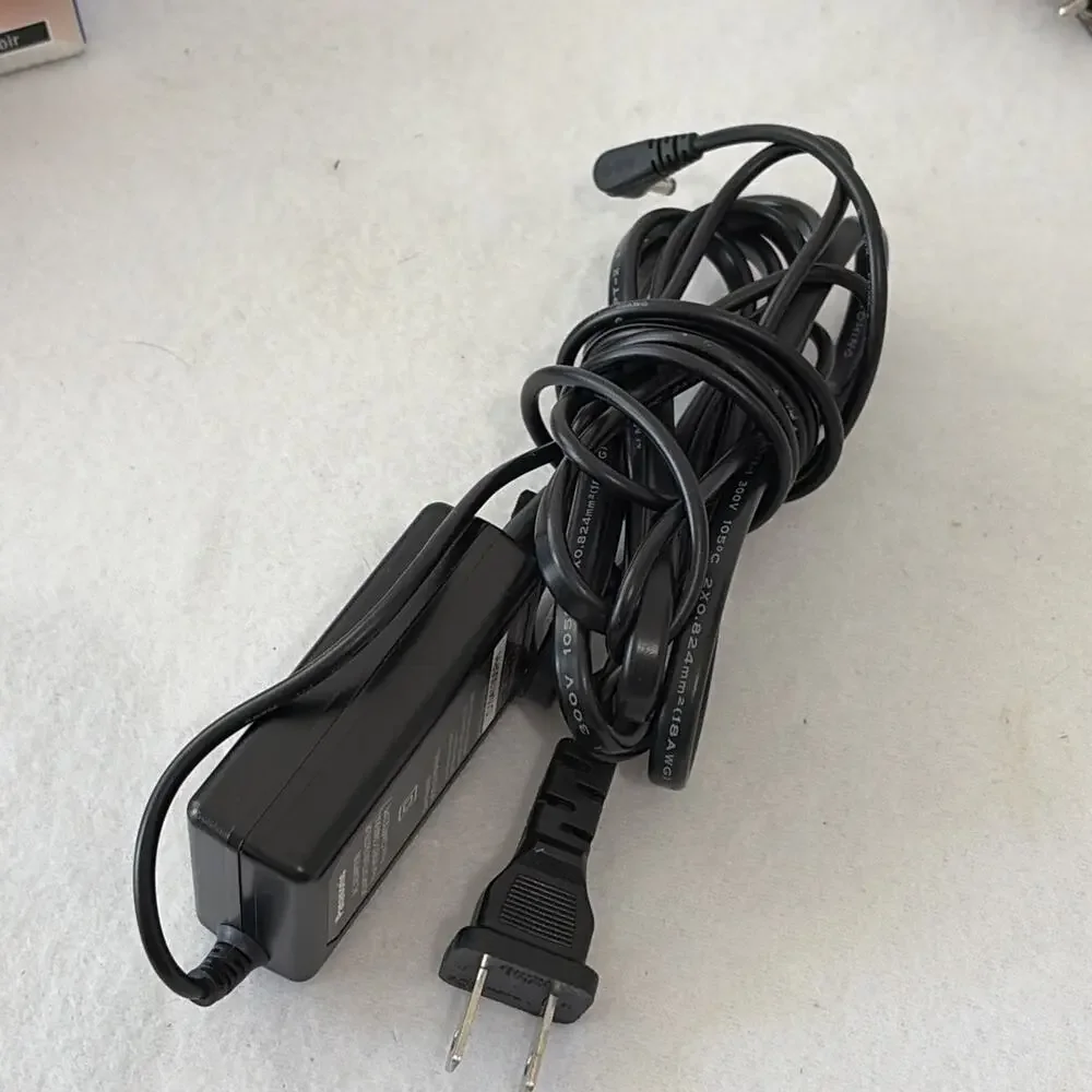 Panasonic HDC-TM85 Handheld Camcorder Video Recorder High Definition
